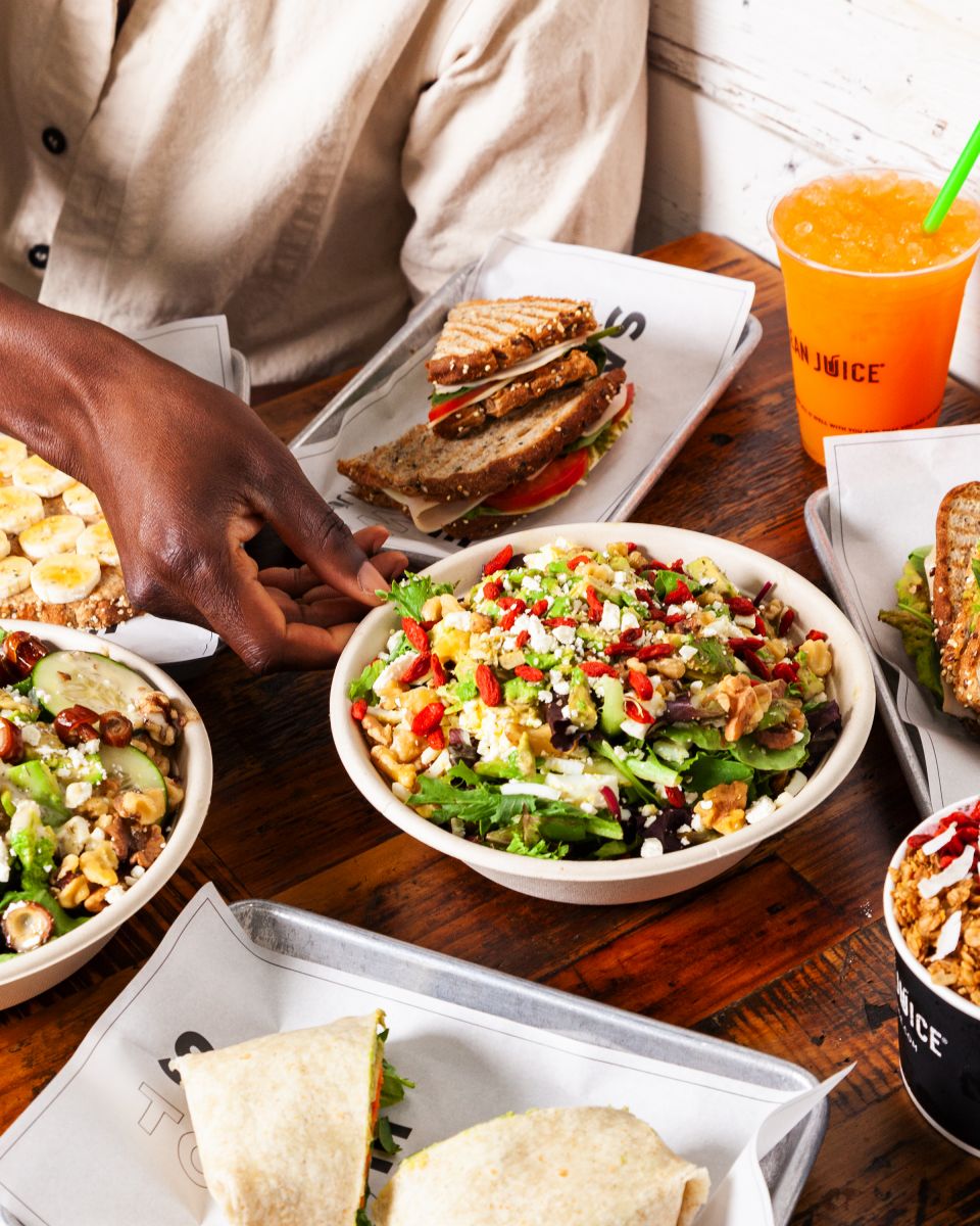 Tim Tebow’s Clean Juice to Host Grand Opening at St. John’s Town Center This Week